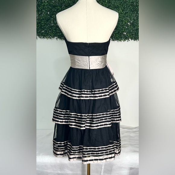 BCBG Maxazria Tiered Strapless Silk Bow Black Y2K Midi Dress Size Medium - Picture 5 of 14